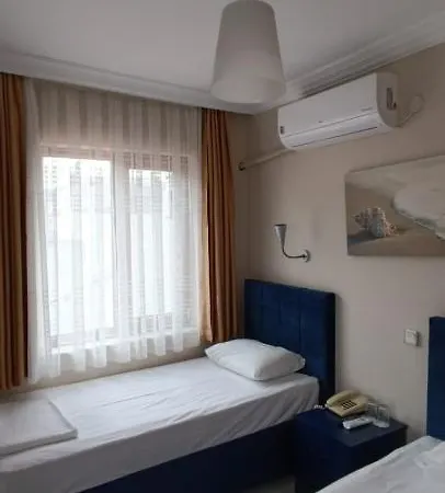 Crowded House 3* Eceabat
