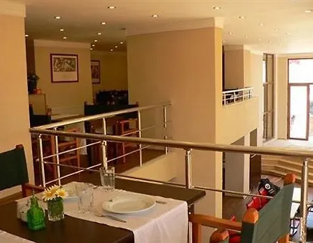 Crowded House 3* Eceabat